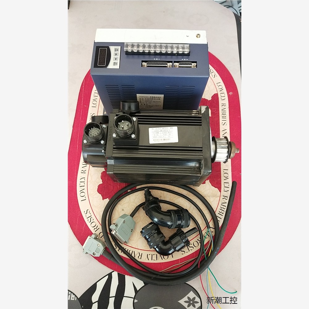 130ST一M150A2A-I  伺服电机驱动器，议价商品