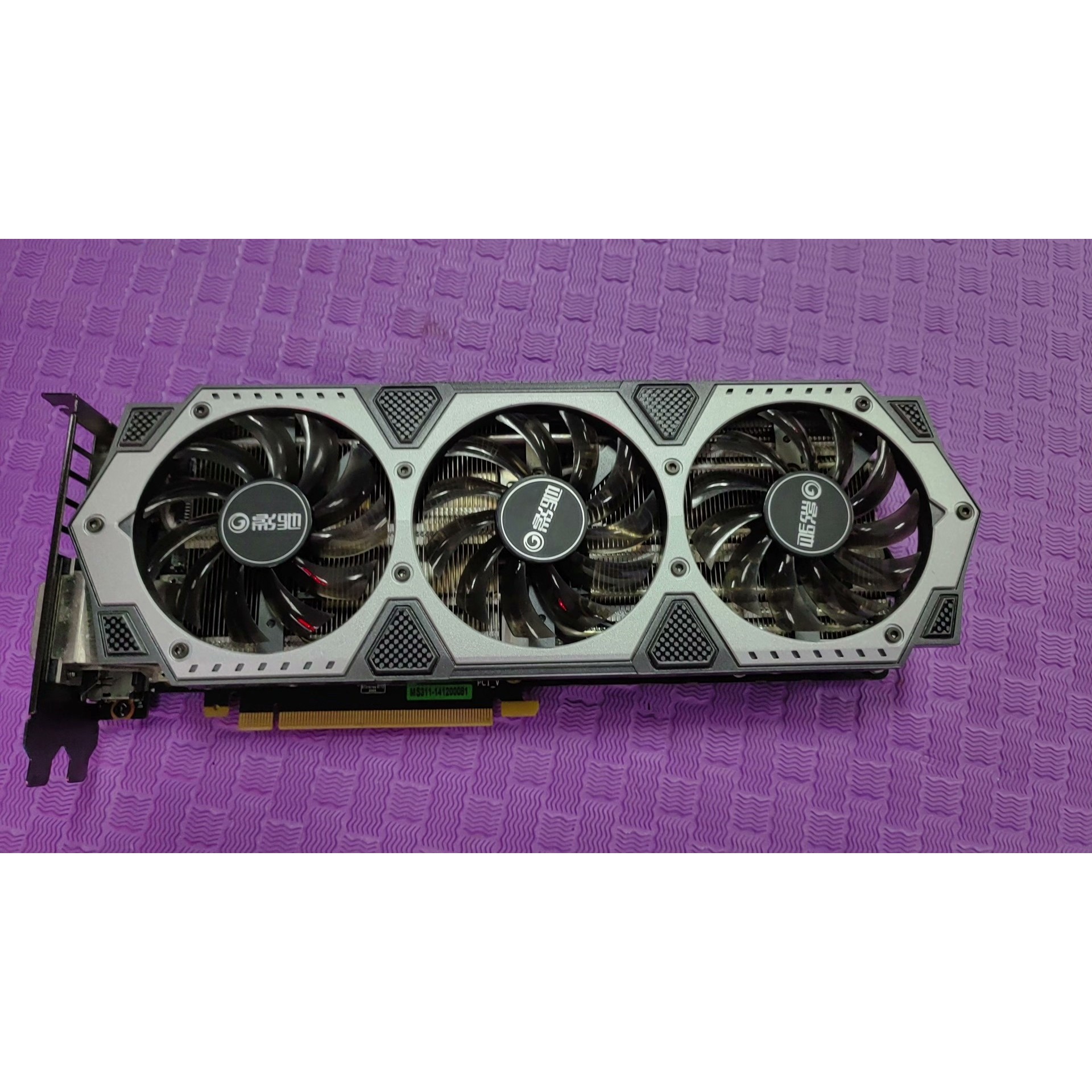 (议价)影驰gtx970 4g d5 骨灰黑将 三风扇豪华款 测试完