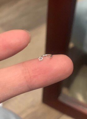 S999纯银耳骨钉耳钉女养耳洞小众设计高级感免摘耳钩耳饰小巧气质