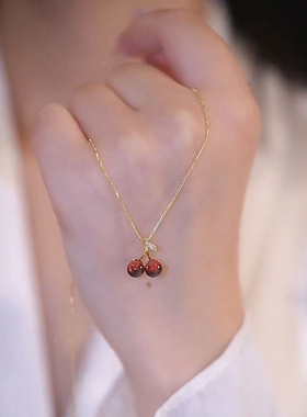 日韩高级感红色吊坠樱桃项链女夏轻奢小众设计锁骨链气质精致颈链