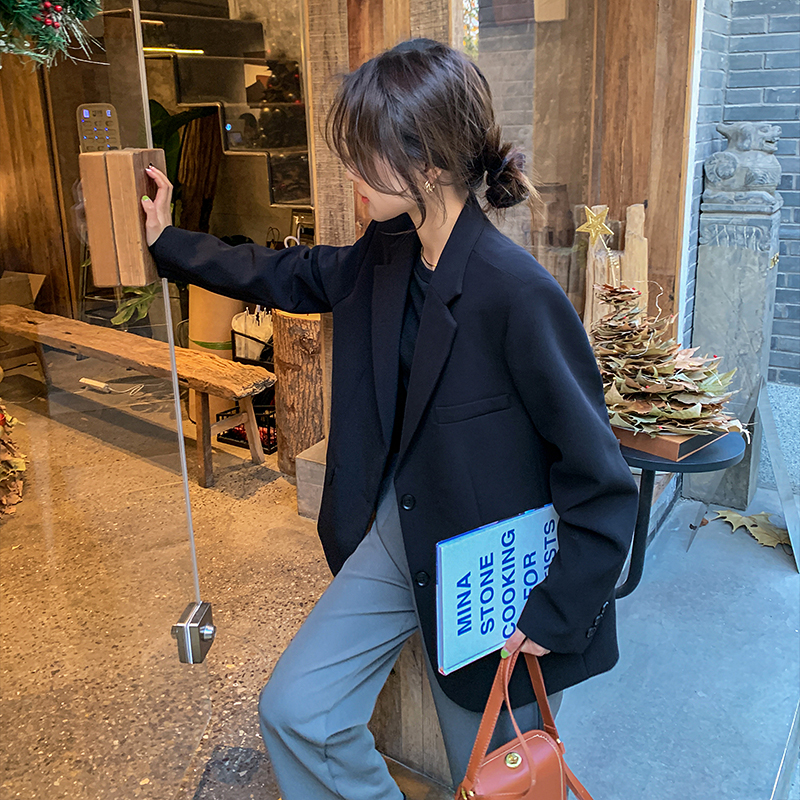 黑色西装外套女小个子2025新款春秋高级感炸街气质休闲小西服上衣