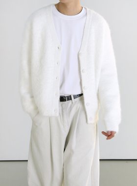 白色V领毛绒针织开衫男秋冬新款