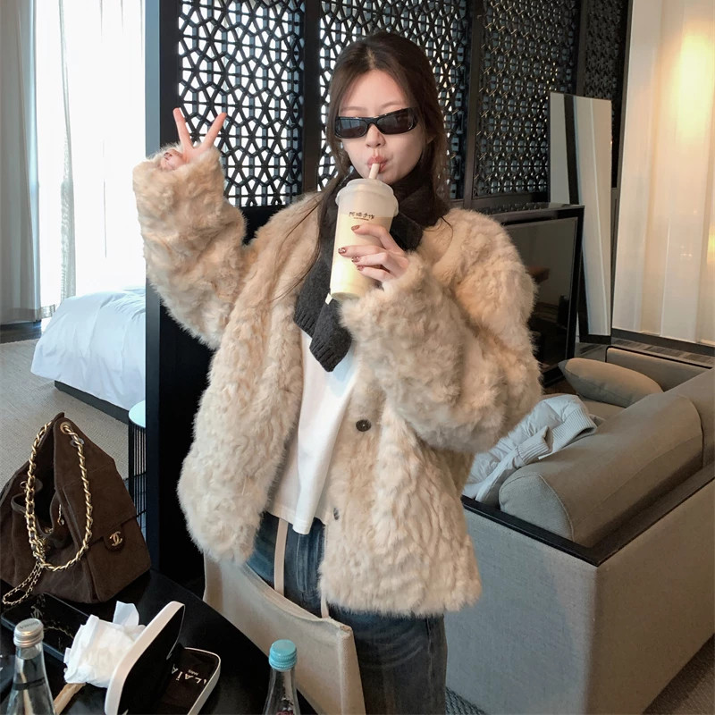 慕斯米仁小湖羊环保皮草毛毛保暖外套小个子毛毛短外套女温柔甜美