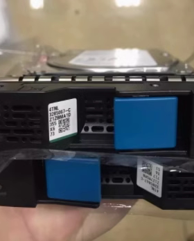 3285067-C/R HDS HUS 100 110 130 150 4T 7.2K SAS 4TB 4TNL硬盘