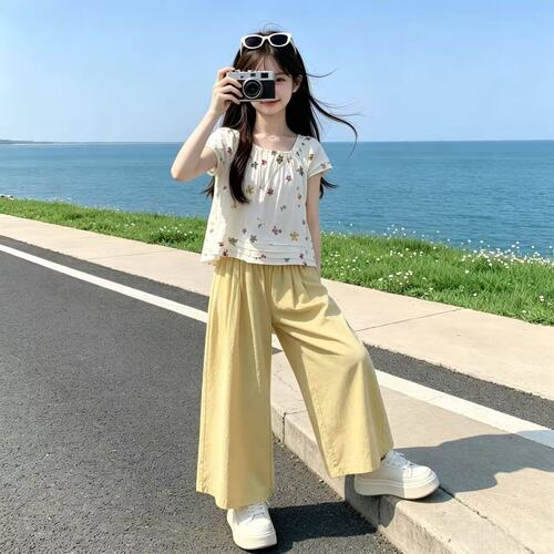 女童法式甜美碎花短袖九分套装2026新款洋气女孩薄款阔腿裤两件套