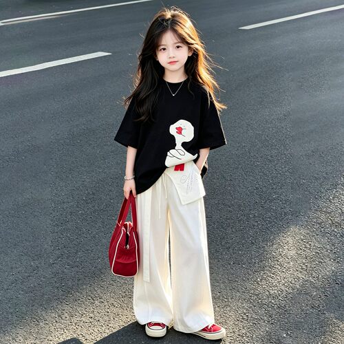 女童韩系短袖T恤套装2026新款夏装儿童洋气初夏巨好看夏装两件套