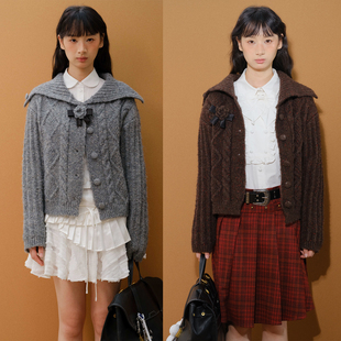 SelfMing含羊毛钩花领结绞花翻领高领针织外套开衫松弛毛衣