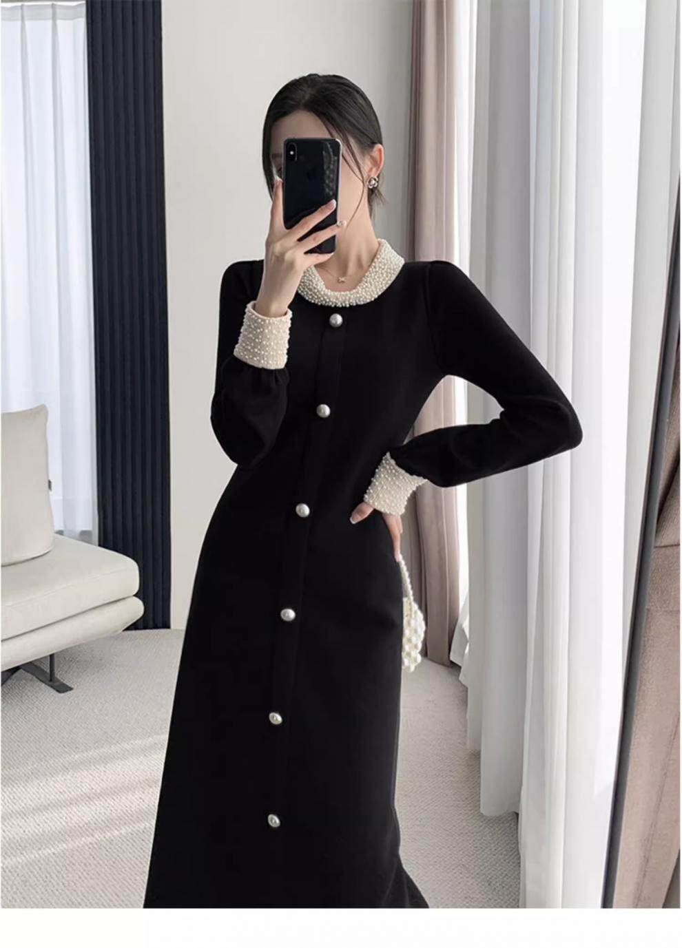 大衣内搭长款毛衣裙气质名媛赫本风穿搭黑色打底针织连衣裙女秋冬