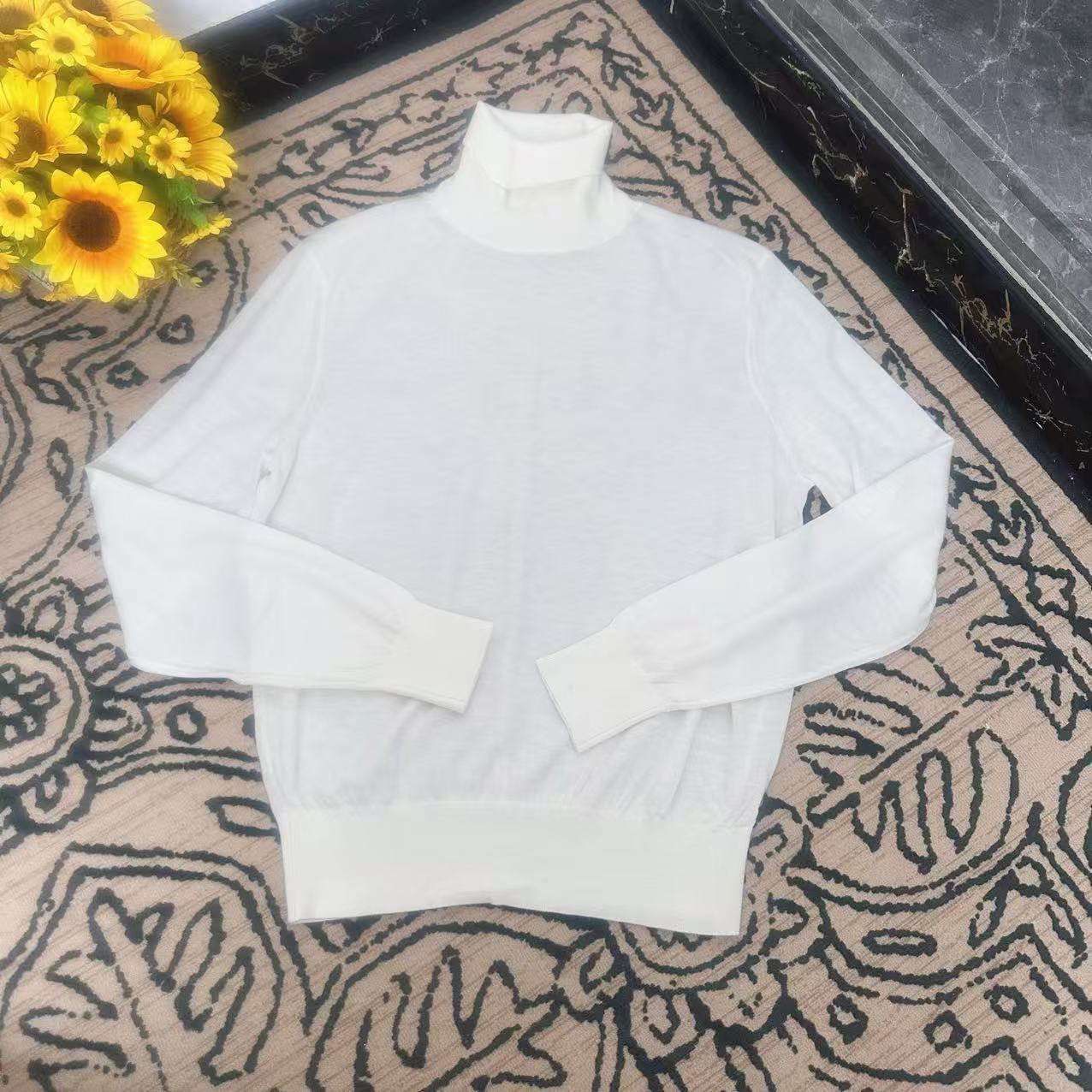 蘑菇英国代 TYZHURA 25早秋  极简风薄款高领真丝羊绒衫