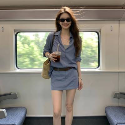 2026年夏季时尚风减龄女人味穿搭纯色翻领衬衫短裙夏季女装套装