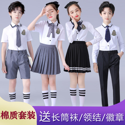 儿童演出服中小学生大合唱