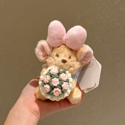 可爱垂耳兔抱玫瑰花束玩偶小兔子包包挂件汽车钥匙扣饰送闺蜜女友