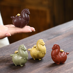 紫宜兴砂茶宠马摆件手工茶道件生肖元宝唐马上有钱茶配件中式装饰