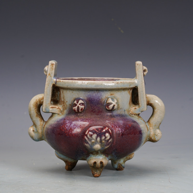 宋瓷收藏钧窑蓝釉红斑三足香炉古董古玩五大名窑包老瓷器收藏