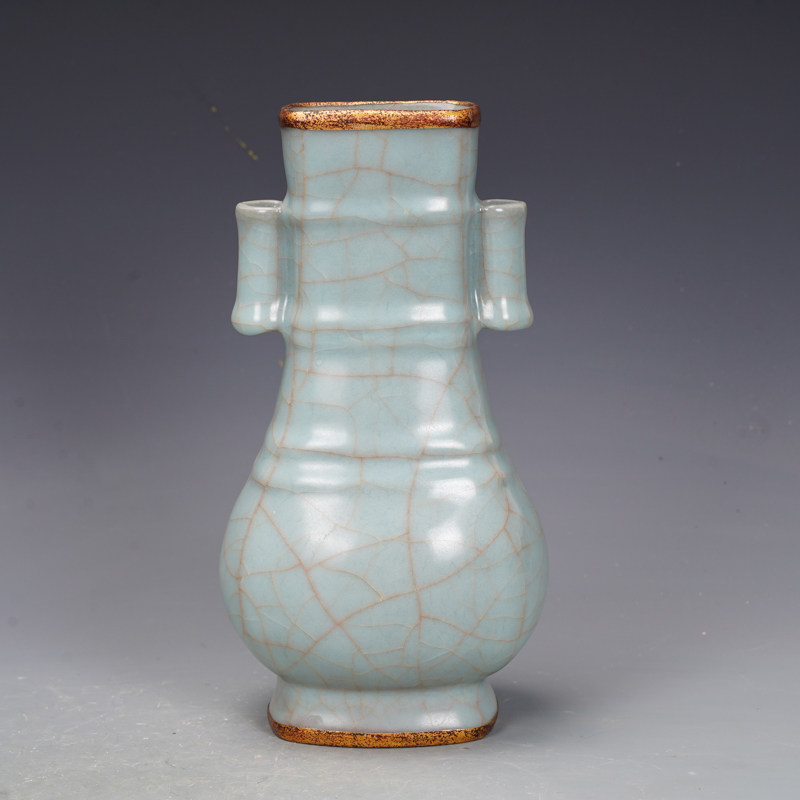 宋瓷收藏南宋官窑粉青釉包金开片贯耳瓶古董古玩旧货老货花瓶摆件