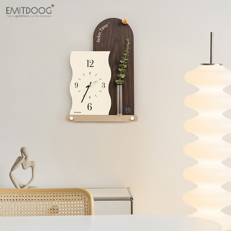 奶油风家用温湿度创意挂钟