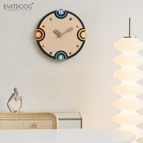 EMITDOOG免打孔现代简约挂钟客厅家用中古奶油风钟表玄关装饰品 - 封面