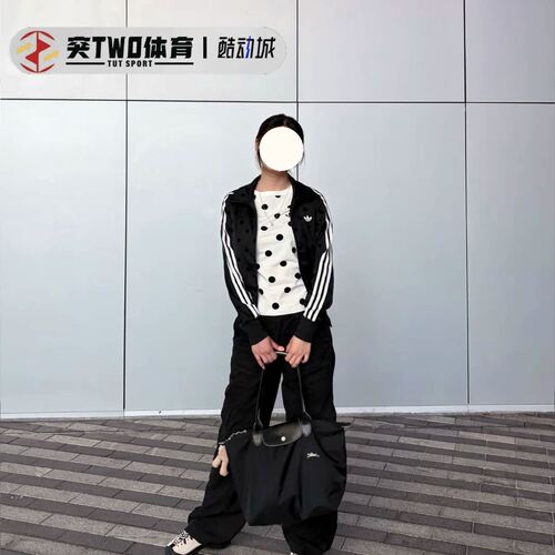 Adidas阿迪达斯三叶草春季26新款韩国热销波点运动外套夹克KV1165