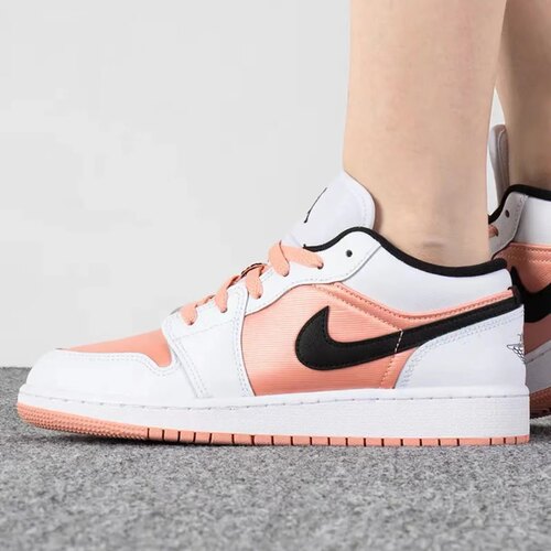 NIKE耐克女子蜜桃乌龙中帮休闲鞋