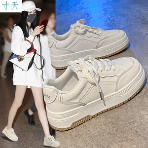 百搭2026新款增高小白鞋女学院风圆头系带休闲运动鞋透气老爹鞋