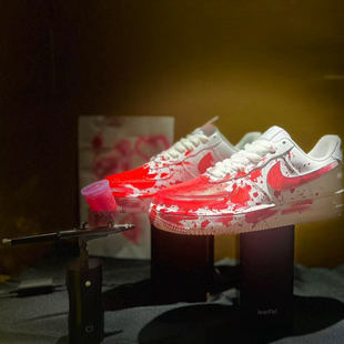 Candy球鞋定制涂鸦空军一号DIY案发现场板鞋篮球鞋改色改造二次元