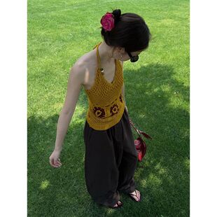 姜黄色吊带针织冰丝海边穿搭性感背心女辣妹夏季泰式绝美挂脖上衣