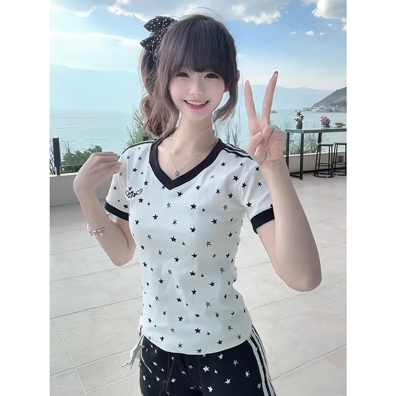 外贸原单出口~日系辣妹风满印星星V领短袖T恤女夏季修身短款套装