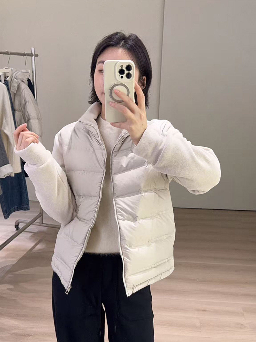 冬款轻绒拼接立领羽绒马甲/外套软糯羽绒服69 05