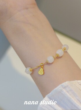 2026唯逸天然和田玉手链女气质复古ins小众设计高级轻奢闺蜜礼物