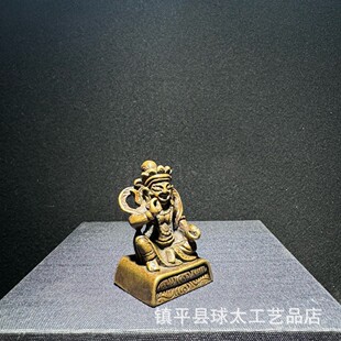 2026尼泊尔藏传铁佛像摆件敲打錾刻藏式黄财神小摆迷你佛桌面装饰