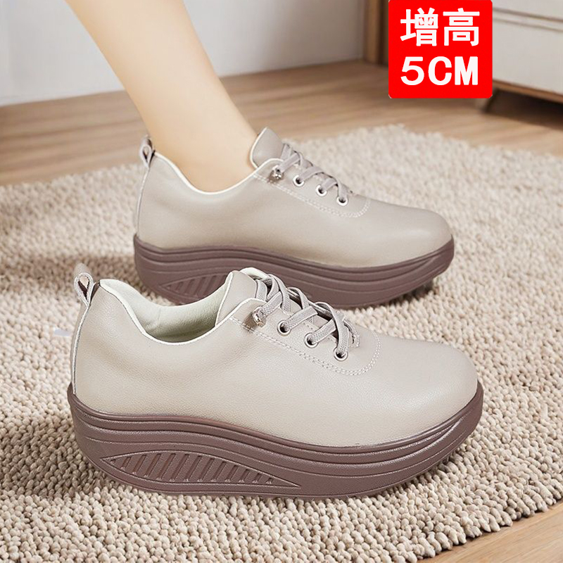 厚底松糕鞋女增高软底不累脚皮鞋百搭摇摇鞋中年女士妈妈休闲单鞋