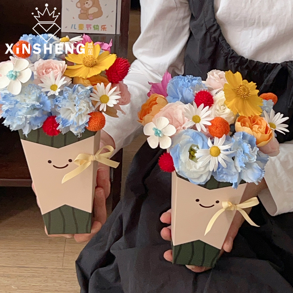 芯苼小丝瓜花盒造型出众