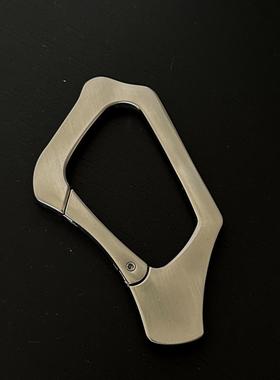 小众未来感多功能异形金属扣登山快挂钥匙扣中性百搭皮带扣