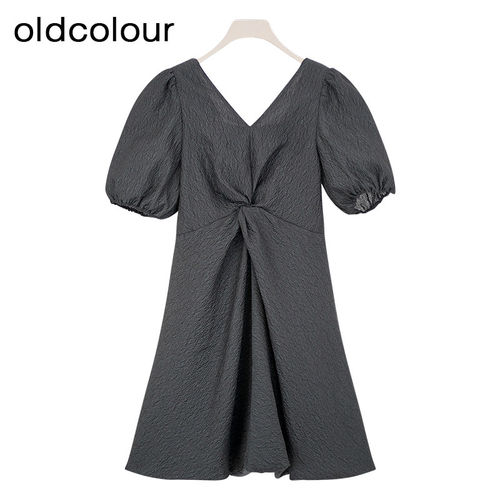 oldcolour夏季新款黑色简约设计感V领高腰短袖连衣裙女BR29101349