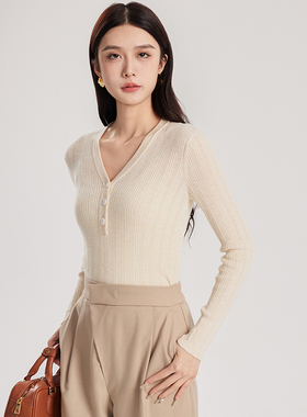 oldcolour春季高级感简约气质修身V领套头针织衫女Q110504A1-559