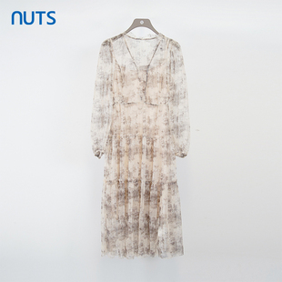 连衣裙415101242 优雅气质V领长袖 699 时尚 NUTS春秋新品