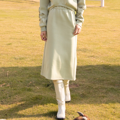 NUTS冬季新品百合绿韩系时尚优雅流行开叉半身裙女4420608A1-499