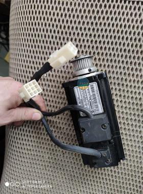 东菱 伺服电机  60DNMA1-0D40DKAK  二手的。测试好议价