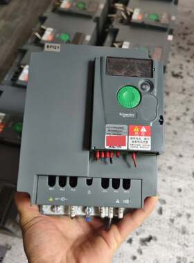 ATV310HU30N4E施耐德变频器，成色漂亮，功能包好，议价