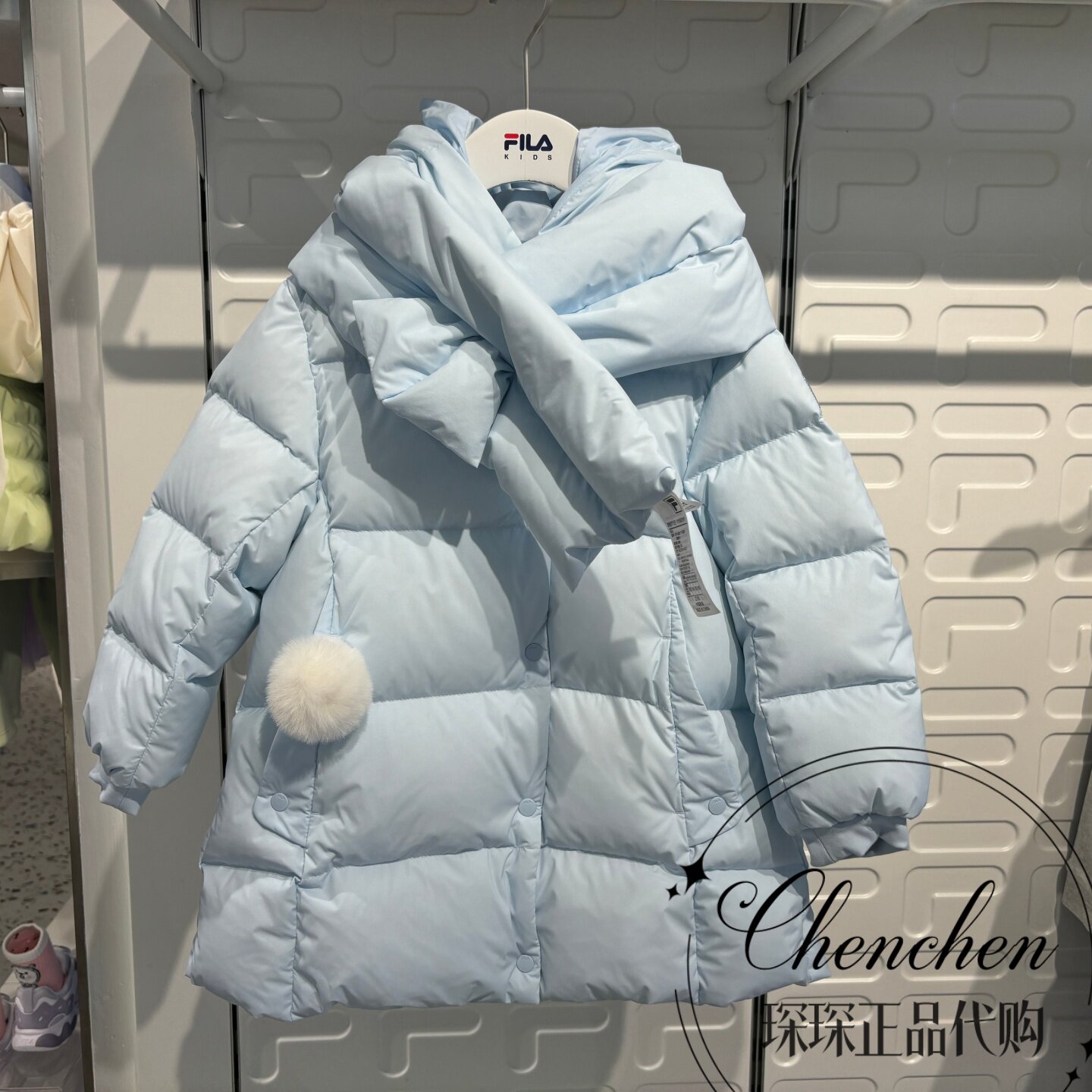 斐乐女小童鹅绒保暖连帽羽绒服