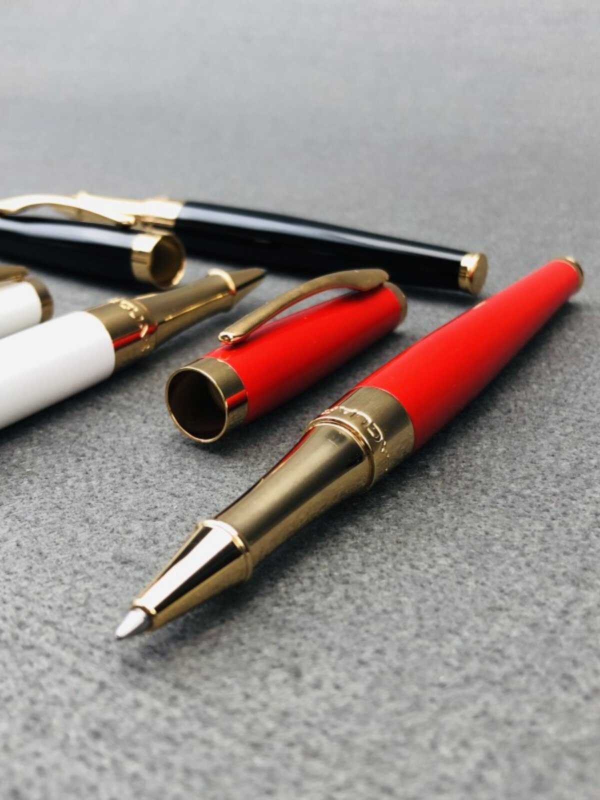 메탈 시그니처 펜 영국 브랜드 젤 펜 도금 18K 리얼 골드 워터 펜 메탈 펜 볼펜 수성 펜