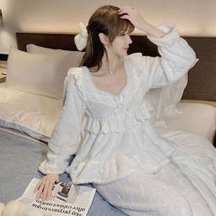 珊瑚绒睡衣女秋冬新款毛绒绒可爱加厚小个子可外穿短款家居服套装