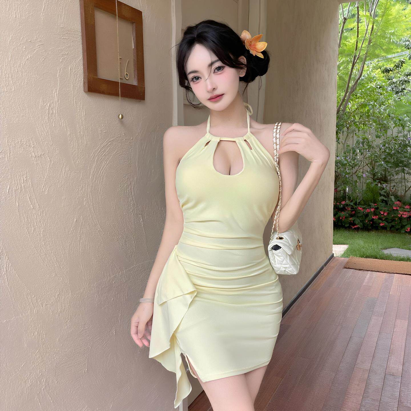 新款夜店女装性感挂脖吊带连衣裙修身显瘦镂空开叉不规则包臀短裙