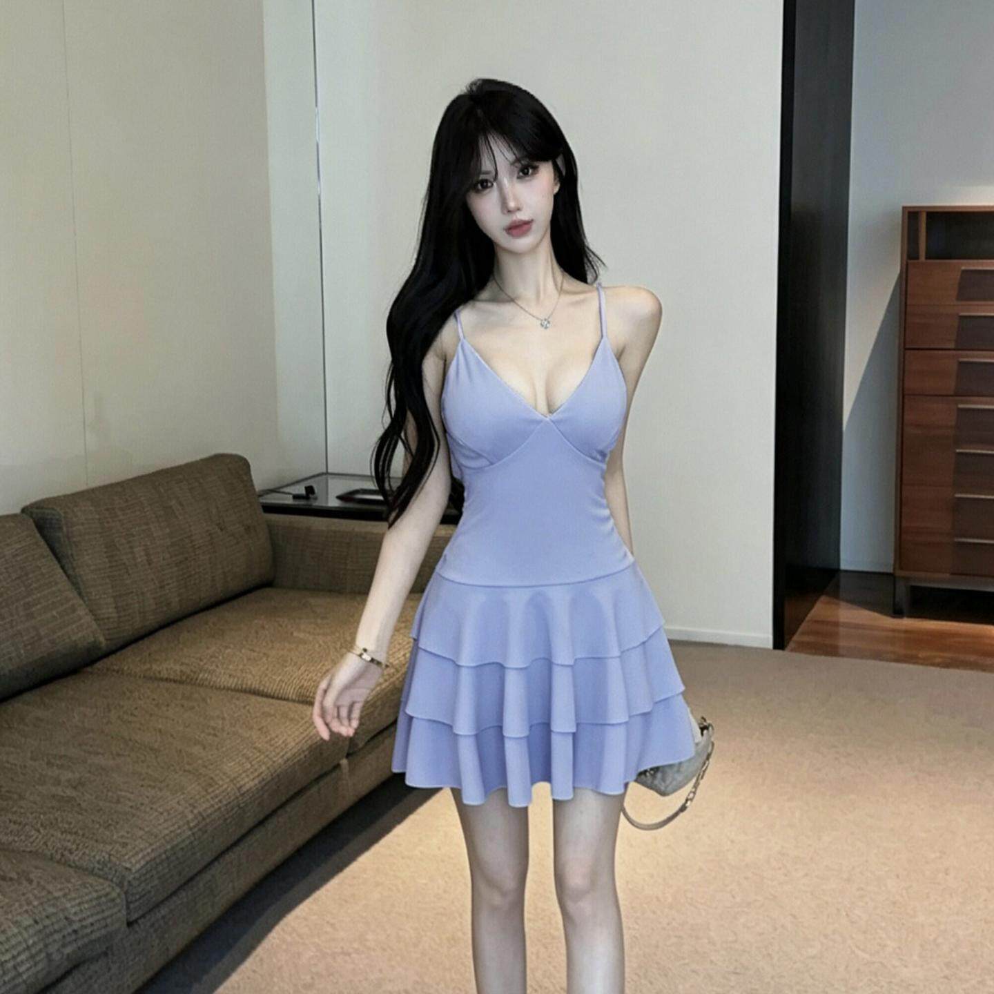 夜场新款女装性感低胸吊带连衣裙收腰显瘦多层A字裙足浴技师工装
