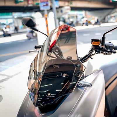 天飞仕适用三阳曼巴150改装风挡曼巴158前挡风镜配件MMBCU150前挡