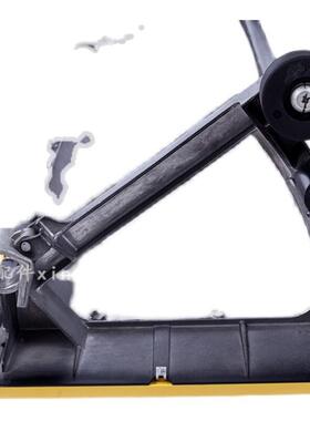 电梯扶梯现代铝合金梯级新款踏板HE645B002J01HE645A045J02