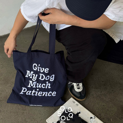 OLASOLA|简约复古字母刺绣轻泡泡纱单肩托特包手提男女通勤帆布包