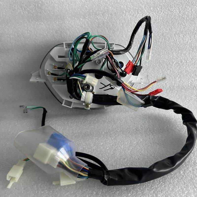 适用于新大洲本田110T/S配件威武SDH110-19仪表总成仪表透明罩