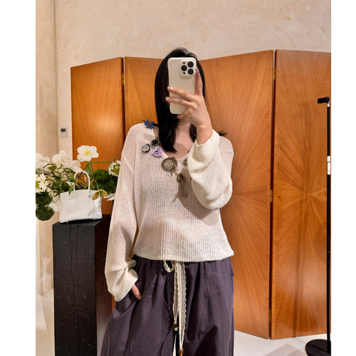 Shelle Artiste露背手钩花毛衣V型露背廓形一字肩法式慵懒风上衣