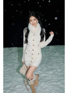 OLIVIA DUO 毛领金扣绞花套装